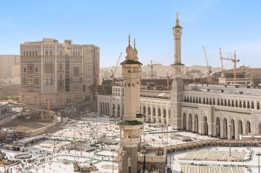 Hajj 2027 (5/4 Star - 16 Days Package) 10